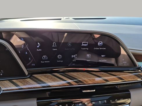 Certified 2023 Cadillac Escalade ESV Sport Platinum w/ LPO, ONYX Package AWD/4WD image 39