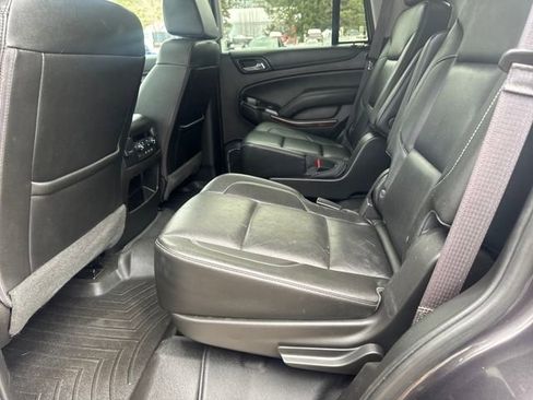 Used 2017 GMC Yukon SLT w/ Premium Edition AWD/4WD image 23