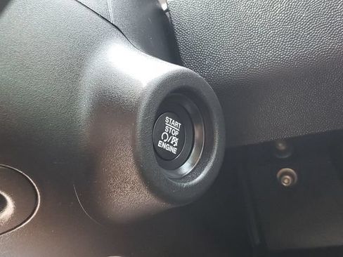 Used 2025 RAM ProMaster 2500 w/ Convenience Group FWD image 23