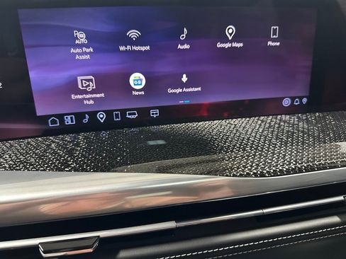 Used 2025 Cadillac Escalade V image 29