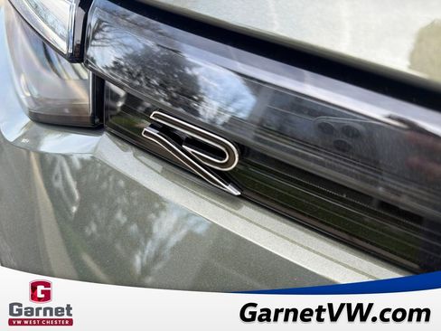 Used 2025 Volkswagen Tiguan SE R-Line AWD/4WD image 10