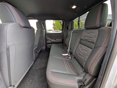 New 2026 Nissan Frontier PRO-4X w/ Pro-4x Convenience Package image 14