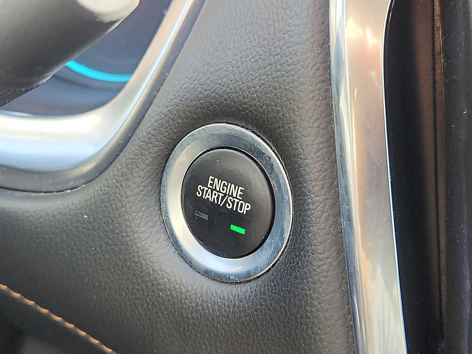Used 2018 Chevrolet Traverse LT AWD/4WD image 23