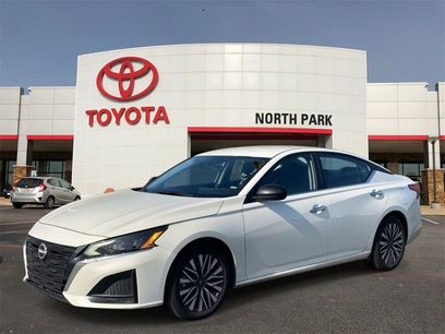 Used 2025 Nissan Altima 2.5 SV