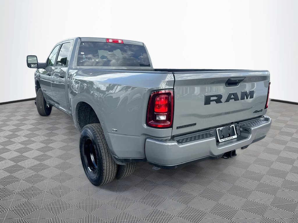 New 2027 RAM 3500 Big Horn AWD/4WD image 7