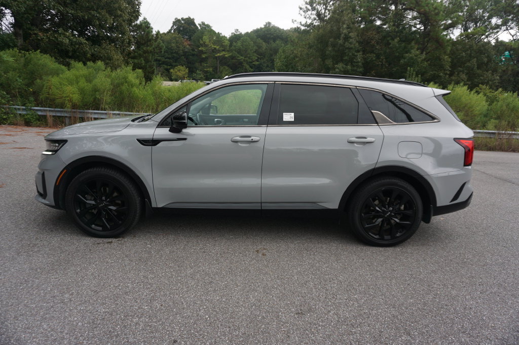 Used 2022 Kia Sorento SX FWD image 21