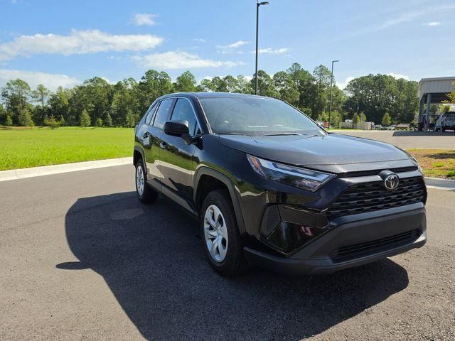 Used 2025 Toyota RAV4 LE FWD image 12