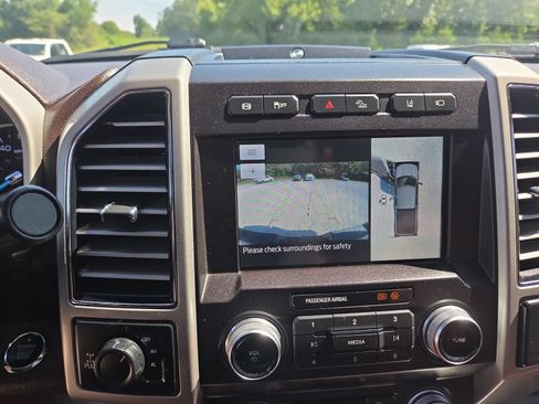 Used 2020 Ford F250 King Ranch w/ Tremor Off-Road Package AWD/4WD image 20