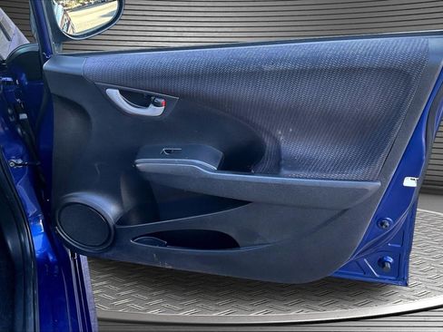 Used 2013 Honda Fit Sport image 27