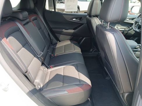 Certified 2026 Chevrolet Equinox RS w/ Convenience Package III AWD/4WD image 26