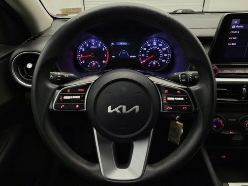 Used 2022 Kia Forte LXS w/ LXS Technology Package image 22