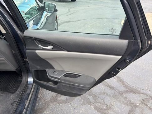 Used 2017 Honda Civic EX-T image 29