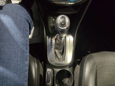 Used 2016 Buick Encore Convenience AWD/4WD image 35