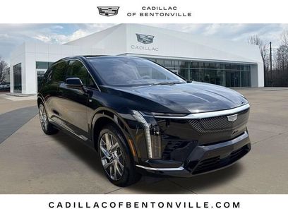 Certified 2025 Cadillac Optiq Luxury 2 w/ LPO, Floor Liner Package