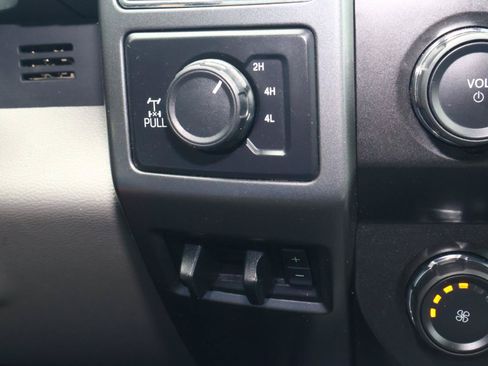 Used 2019 Ford F250 XLT w/ XLT Value Package AWD/4WD image 24