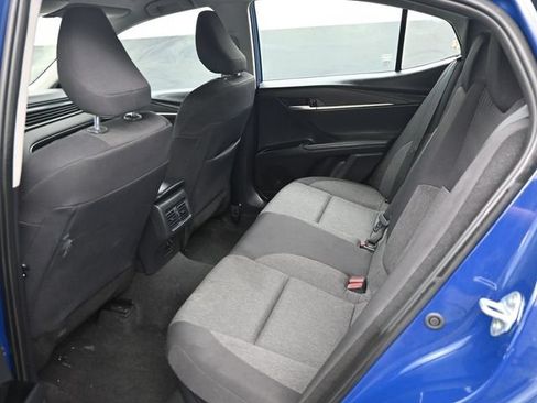 Used 2025 Toyota Camry LE FWD image 7