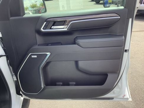 Used 2024 Chevrolet Silverado 1500 LTZ w/ LTZ Premium Package AWD/4WD image 43