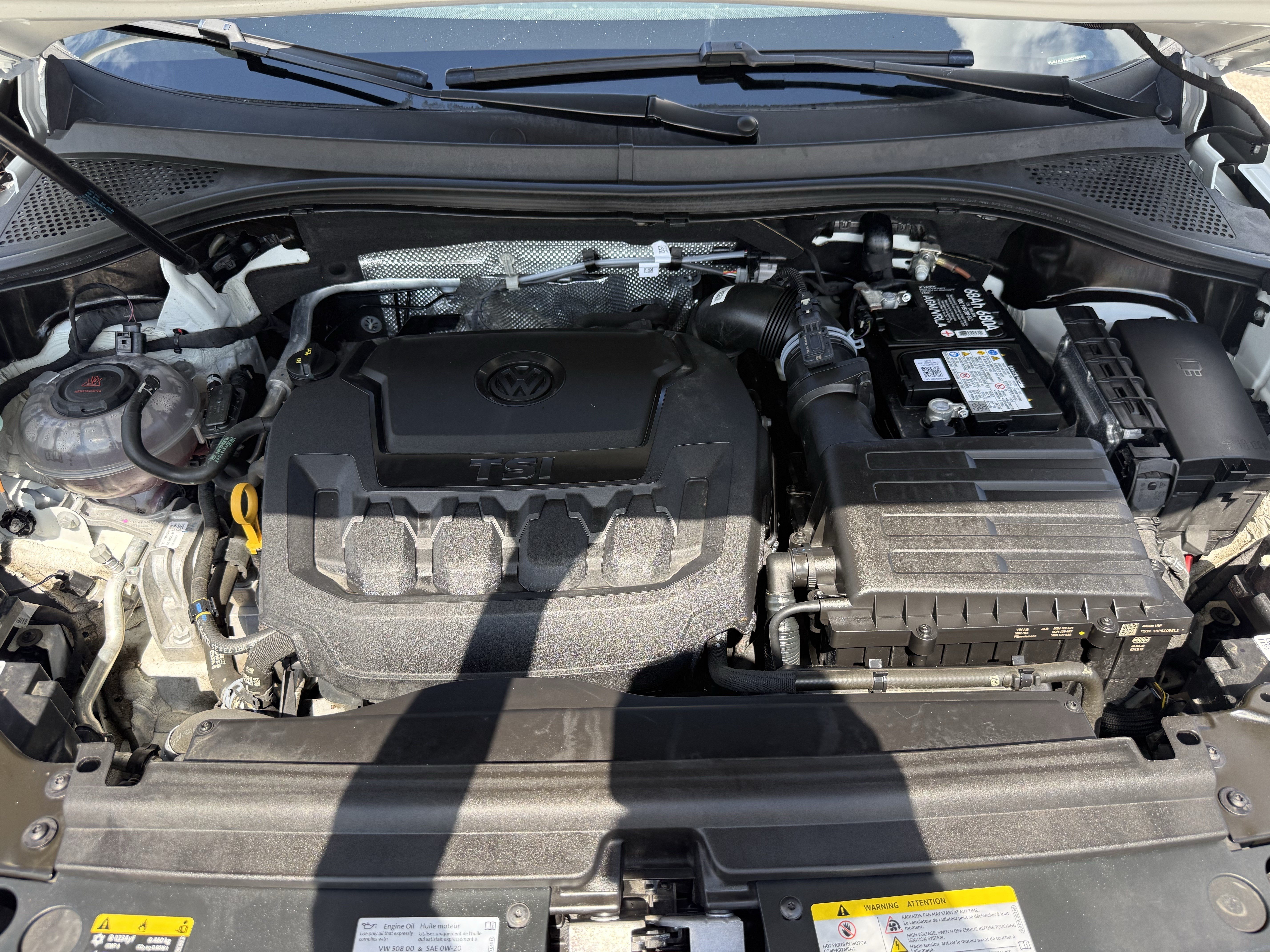 Used 2022 Volkswagen Tiguan SE R-Line FWD image 35