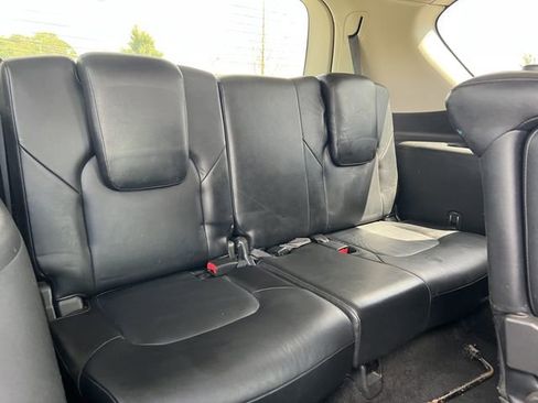 Used 2011 INFINITI QX56 4WD w/ Theater Pkg image 33