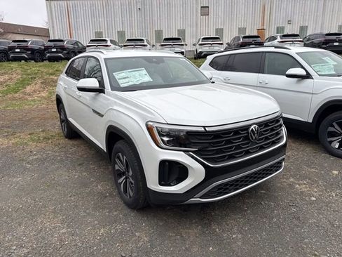 New 2026 Volkswagen Atlas Cross Sport SE AWD/4WD image 1