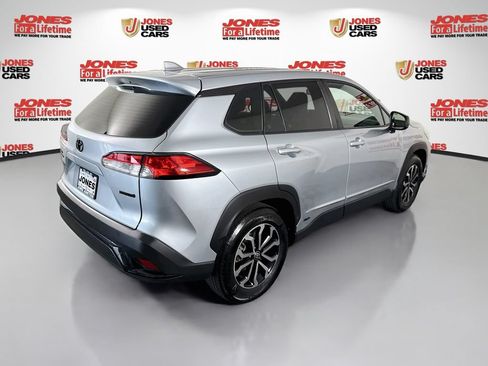 Certified 2023 Toyota Corolla Cross AWD Hybrid image 16