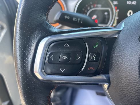Used 2021 Jeep Gladiator Mojave AWD/4WD image 34