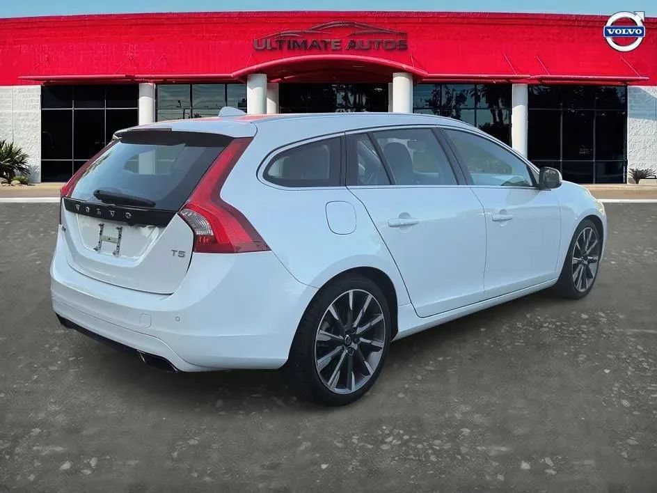 Used 2015 Volvo V60 T5 Premier FWD image 7