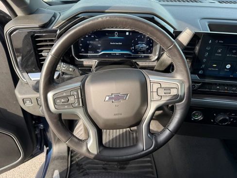 Used 2022 Chevrolet Silverado 1500 RST w/ Z71 Off-Road Package image 12