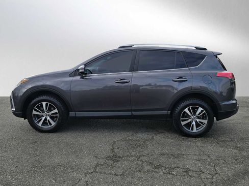 Used 2016 Toyota RAV4 XLE image 4