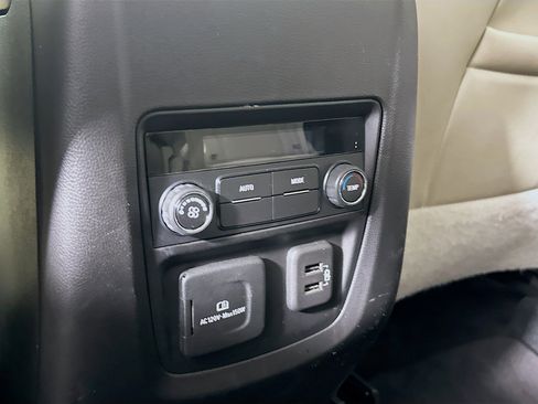 Used 2023 Buick Enclave Essence w/ Experience Buick Package image 28