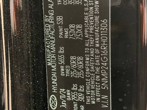 Used 2024 Hyundai Santa Fe SEL FWD image 24