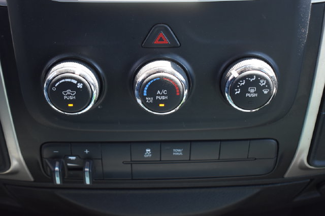 Used 2017 RAM 2500 SLT AWD/4WD image 29