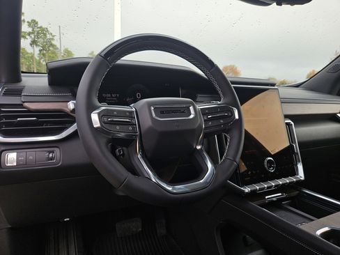 New 2026 GMC Acadia Denali image 11