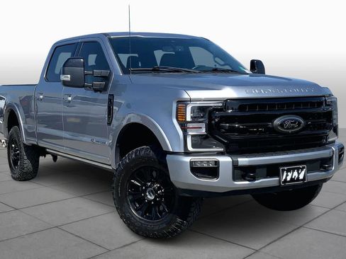 Used 2022 Ford F250 Lariat w/ Tremor Off-Road Package image 3