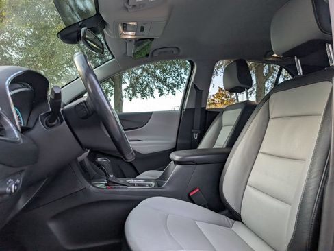 Used 2021 Chevrolet Equinox Premier FWD image 17
