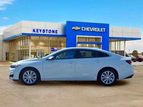 Used 2024 Chevrolet Malibu LT FWD image 4
