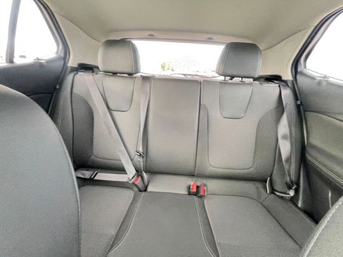 Used 2025 Buick Encore GX Preferred image 37