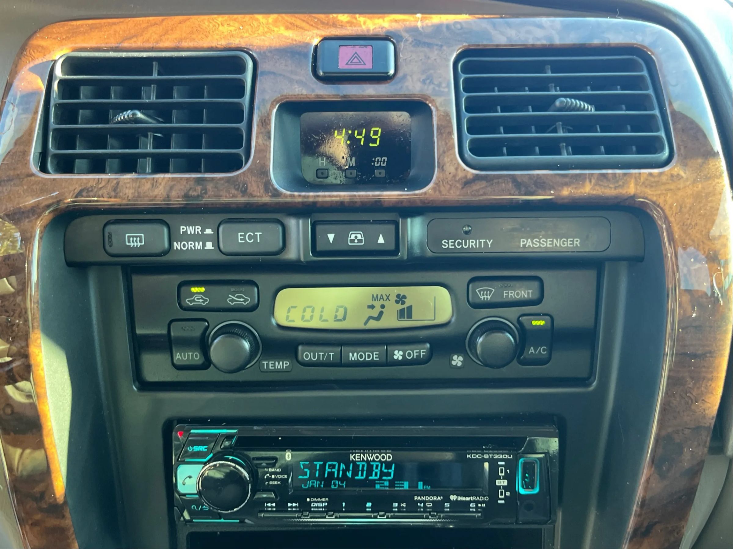 Used 2000 Toyota 4Runner Limited AWD/4WD image 25