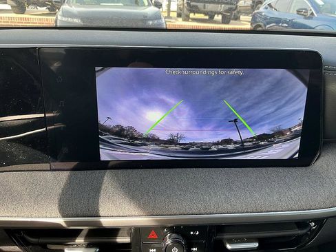 New 2026 Nissan Kicks SV image 17