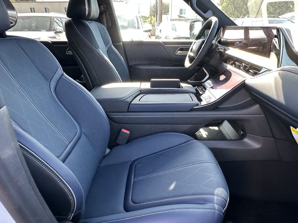 New 2027 INFINITI QX80 Sensory w/ Sport Exterior Package AWD/4WD image 14