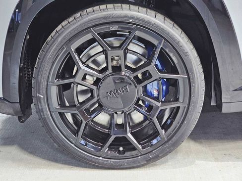 New 2026 BMW XM Label Red image 8