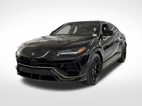 Used 2024 Lamborghini Urus Performante AWD/4WD image 1