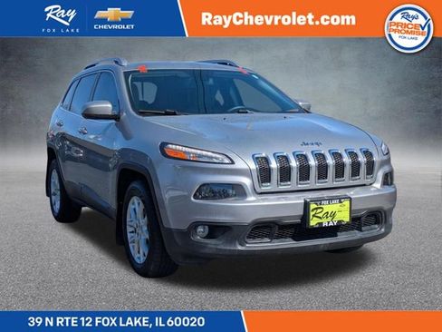 Used 2017 Jeep Cherokee Latitude w/ Safety/Convenience Group image 1