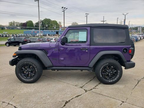 Certified 2023 Jeep Wrangler Sport AWD/4WD image 7