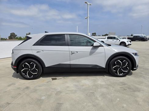 Used 2024 Hyundai Ioniq 5 SEL RWD image 2