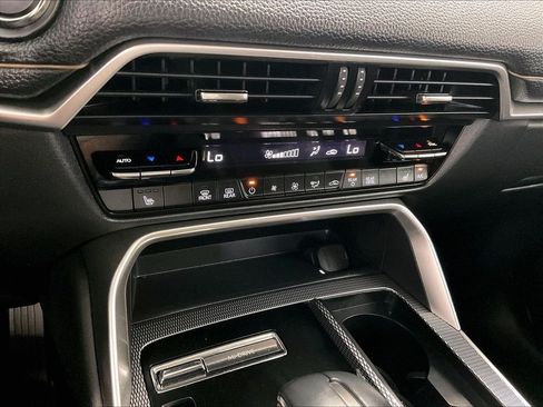 Used 2024 MAZDA CX-90 Plug-In Hybrid w/ Premium Pkg AWD/4WD image 26