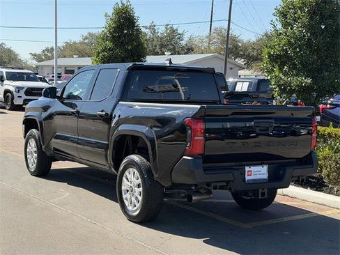 Certified 2025 Toyota Tacoma SR image 5