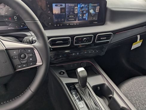 New 2026 Nissan Sentra SV w/ SV Convenience Package FWD image 10