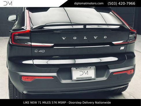 Used 2024 Volvo C40 P8 Recharge Plus w/ Climate Package RWD image 16