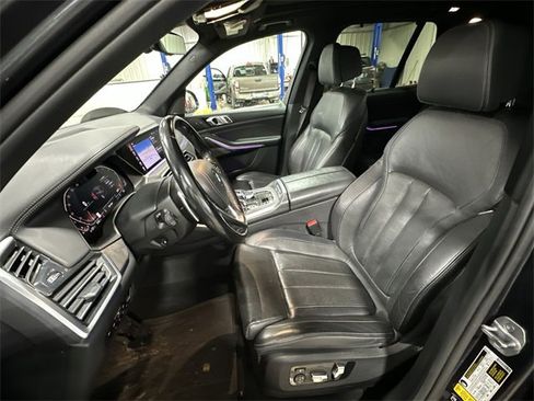Used 2019 BMW X5 xDrive50i w/ Executive Package image 17